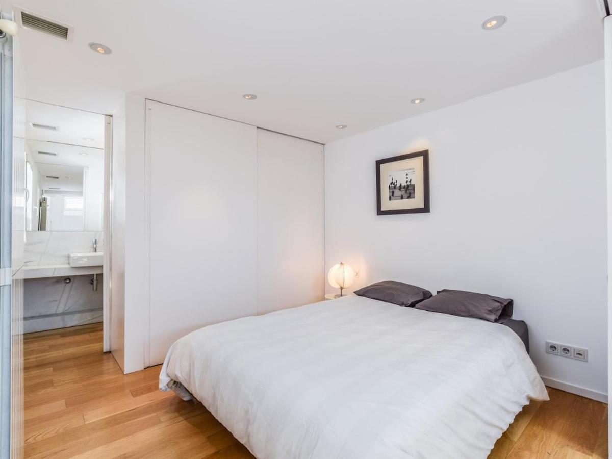 Apartamento De Diseno De Lujo En Lavapies Alquiler Temporal Madrid Exterior foto